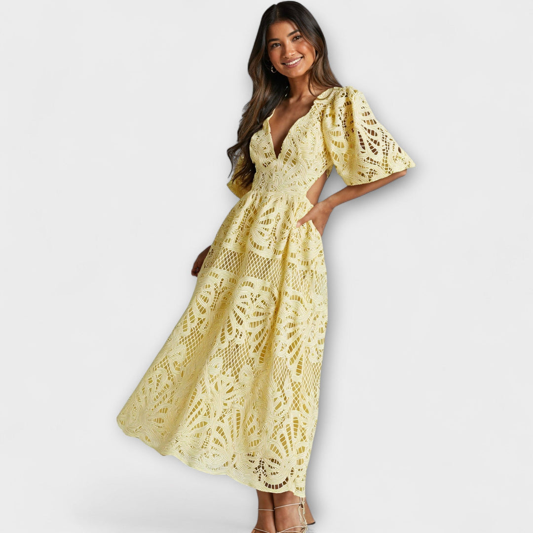 Darja ™ ｜Elegantné šaty s jemnými detailmi