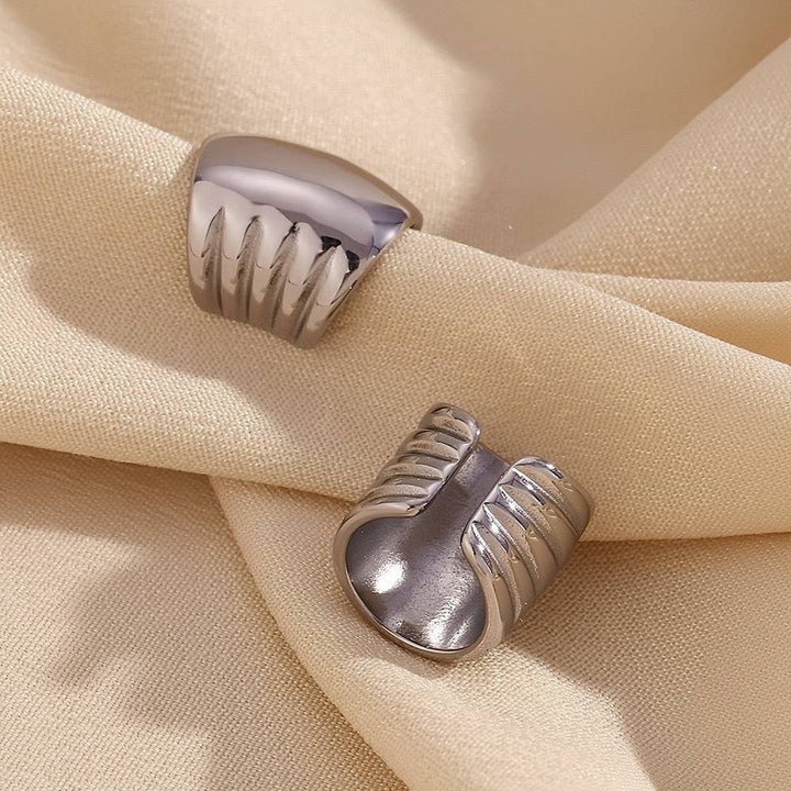 EAR CUFF ΑΤΣΑΛΙΝΑ ΣΚΟΥΛΑΡΙΚΙΑ BESCE0249