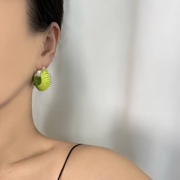 ΑΤΣΑΛΙΝΑ ΣΚΟΥΛΑΡΙΚΙΑ ΜΕ ΔΕΡΜΑ BESCE0310