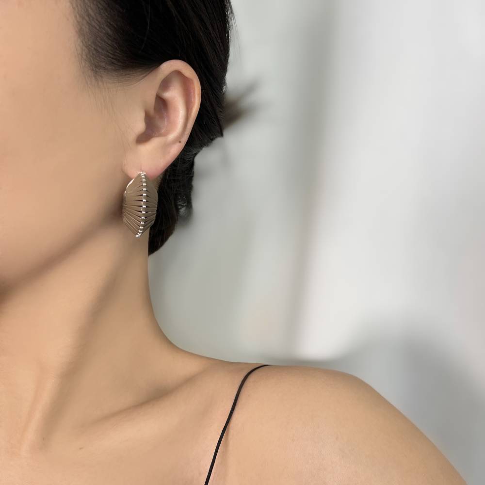 ΑΤΣΑΛΙΝΑ ΣΚΟΥΛΑΡΙΚΙΑ ΜΕ ΔΕΡΜΑ BESCE0310