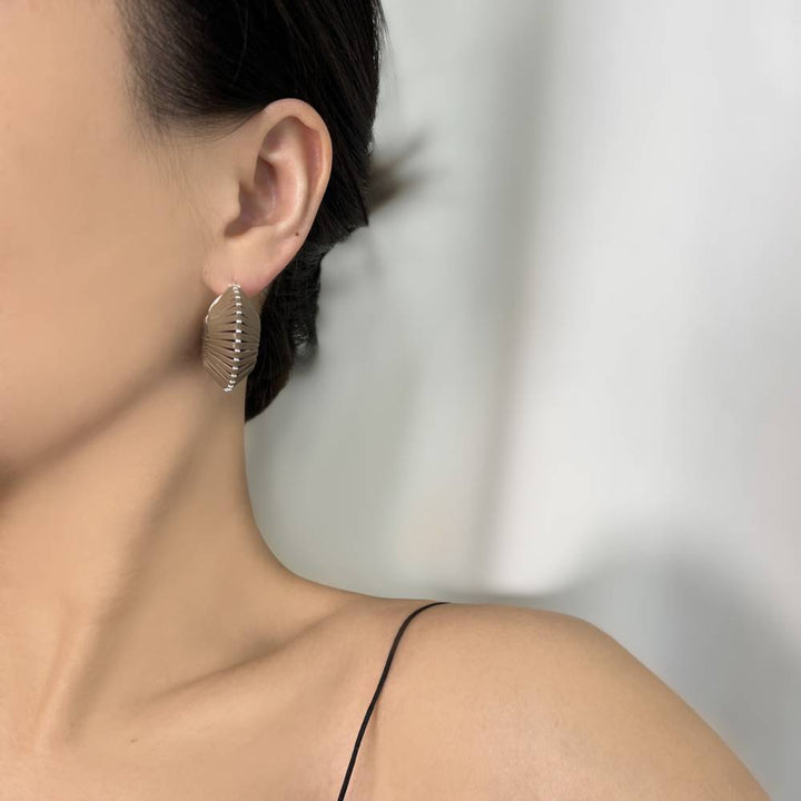 ΑΤΣΑΛΙΝΑ ΣΚΟΥΛΑΡΙΚΙΑ ΜΕ ΔΕΡΜΑ BESCE0310