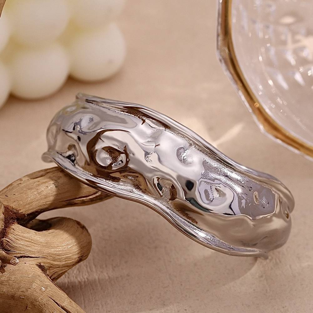 ΑΤΣΑΛΙΝΟ ΒΡΑΧΙΟΛΙ ΧΕΡΙΟΥ BESCH0048