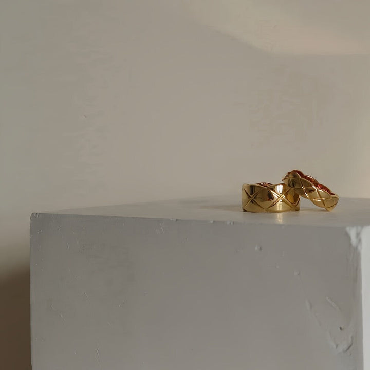 ΑΤΣΑΛΙΝΟ ΔΑΧΤΥΛΙΔΙ BESCR0089