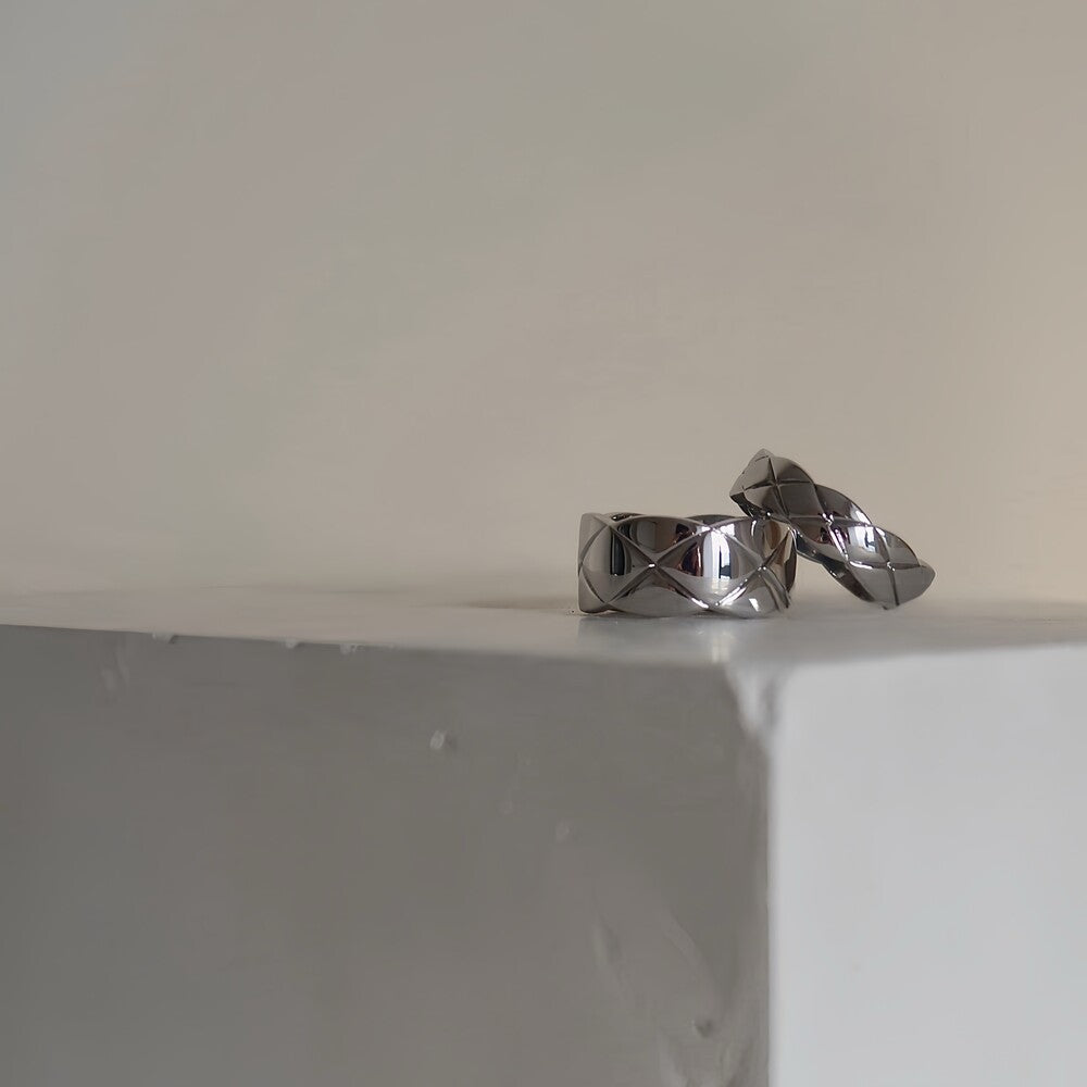 ΑΤΣΑΛΙΝΟ ΔΑΧΤΥΛΙΔΙ BESCR0089