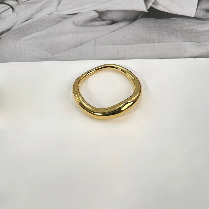 ΑΤΣΑΛΙΝΟ ΔΑΧΤΥΛΙΔΙ BESCR0106