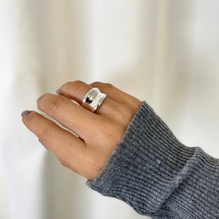 ΑΣΗΜΕΝΙΟ ΔΑΧΤΥΛΙΔΙ BESCR0108