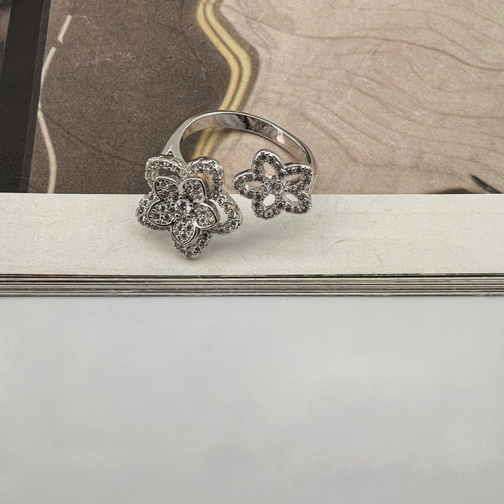 ΑΤΣΑΛΙΝΟ ΔΑΧΤΥΛΙΔΙ BESCR0166