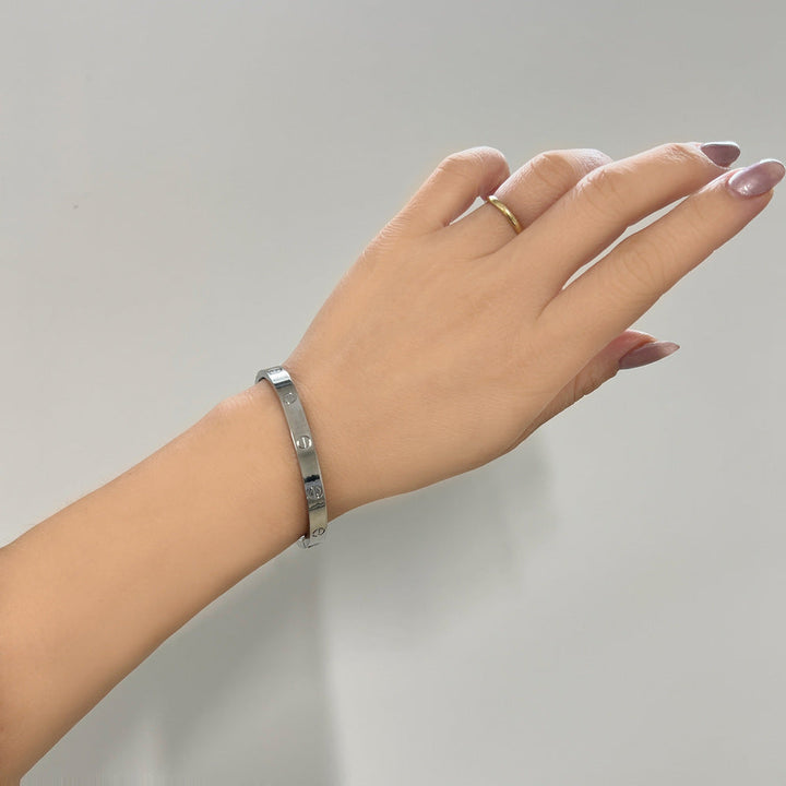 ΑΤΣΑΛΙΝΟ ΒΡΑΧΙΟΛΙ ΧΕΡΙΟΥ BESCH0259