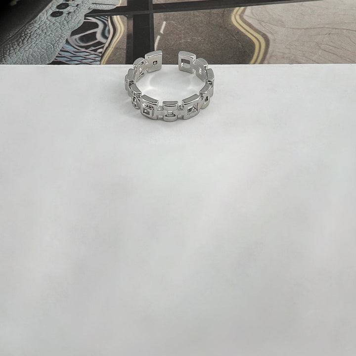 ΑΤΣΑΛΙΝΟ ΔΑΧΤΥΛΙΔΙ BESCR0190