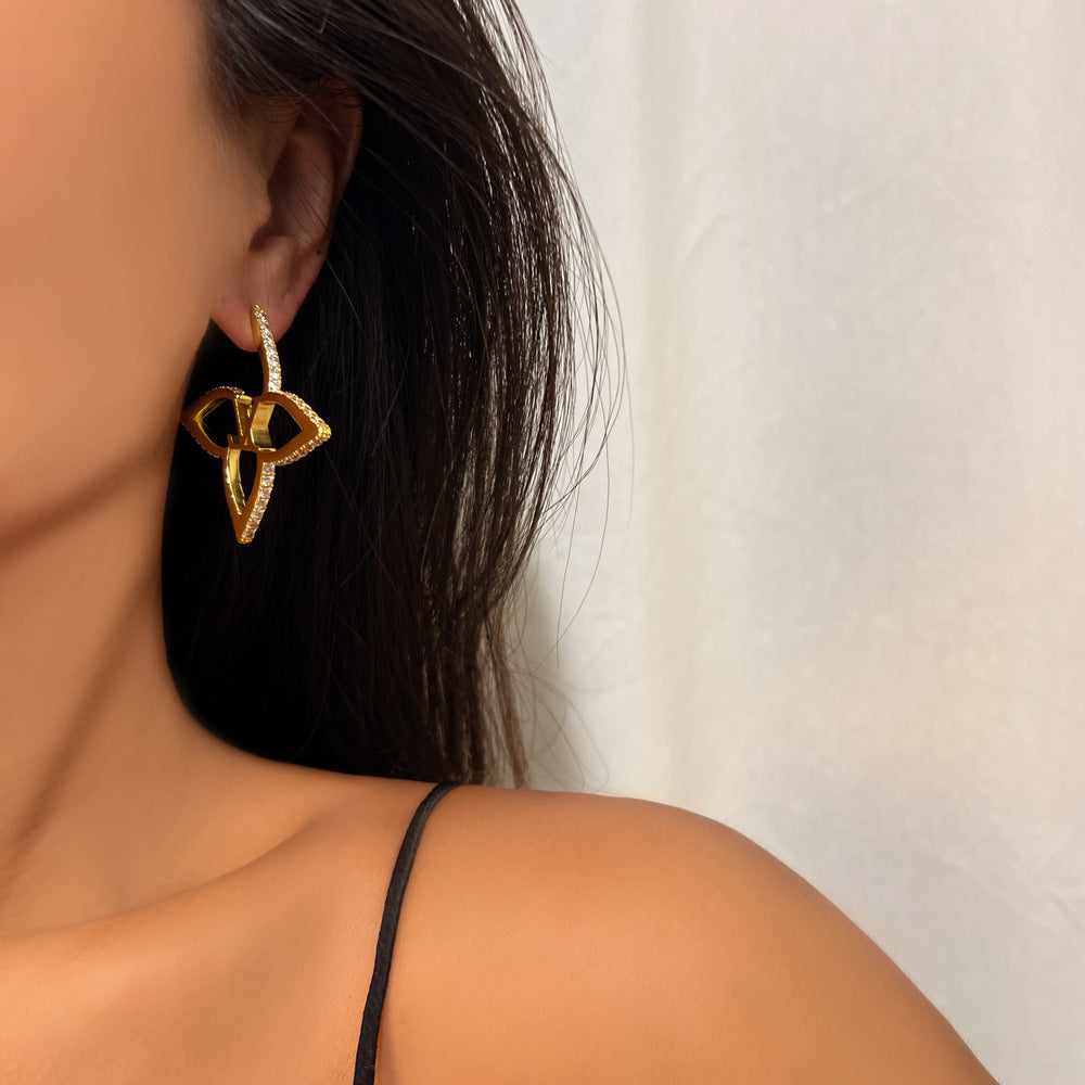 ΑΤΣΑΛΙΝΑ ΣΚΟΥΛΑΡΙΚΙΑ BESCE0995