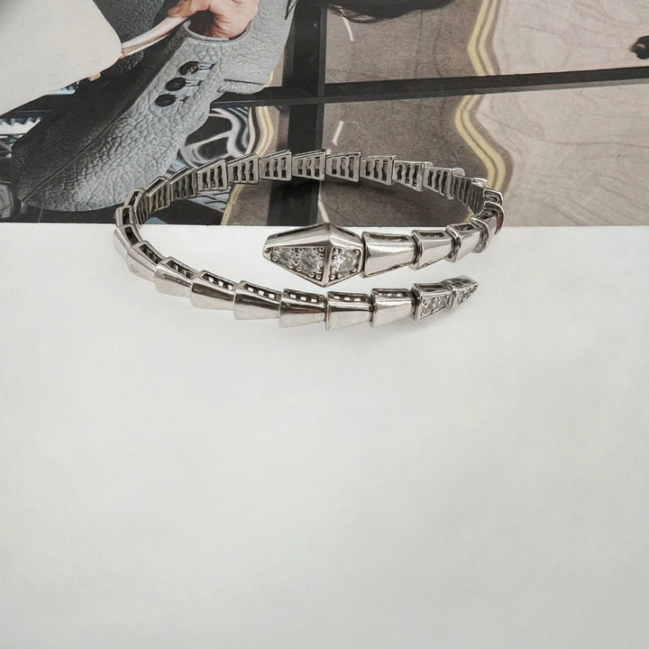 ΑΤΣΑΛΙΝΟ ΒΡΑΧΙΟΛΙ ΧΕΡΙΟΥ BESCH0338