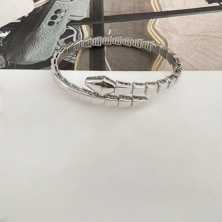 ΑΤΣΑΛΙΝΟ ΒΡΑΧΙΟΛΙ ΧΕΡΙΟΥ BESCH0339