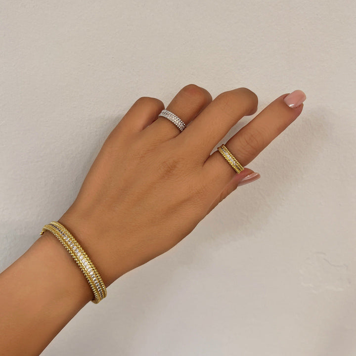 ΑΤΣΑΛΙΝΟ ΔΑΧΤΥΛΙΔΙ BESCR0193