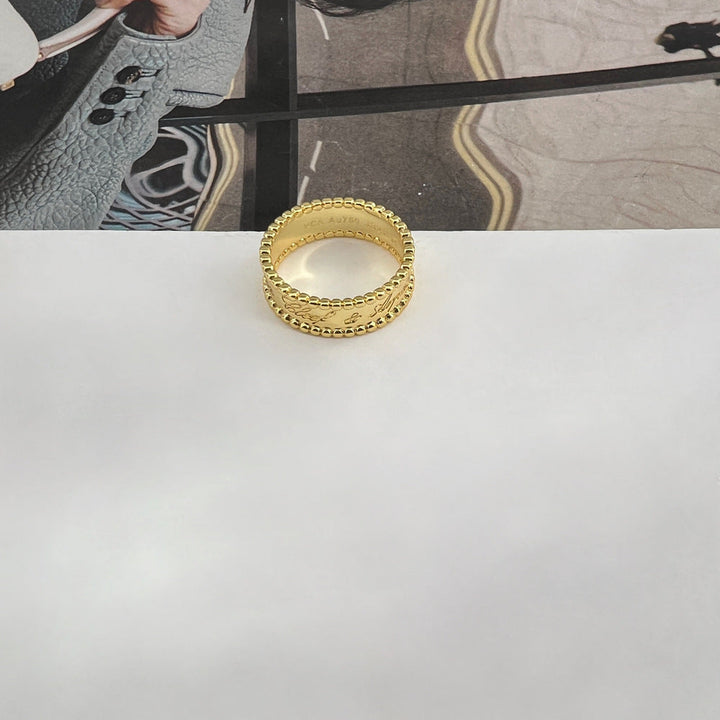 ΑΤΣΑΛΙΝΟ ΔΑΧΤΥΛΙΔΙ BESCR0196