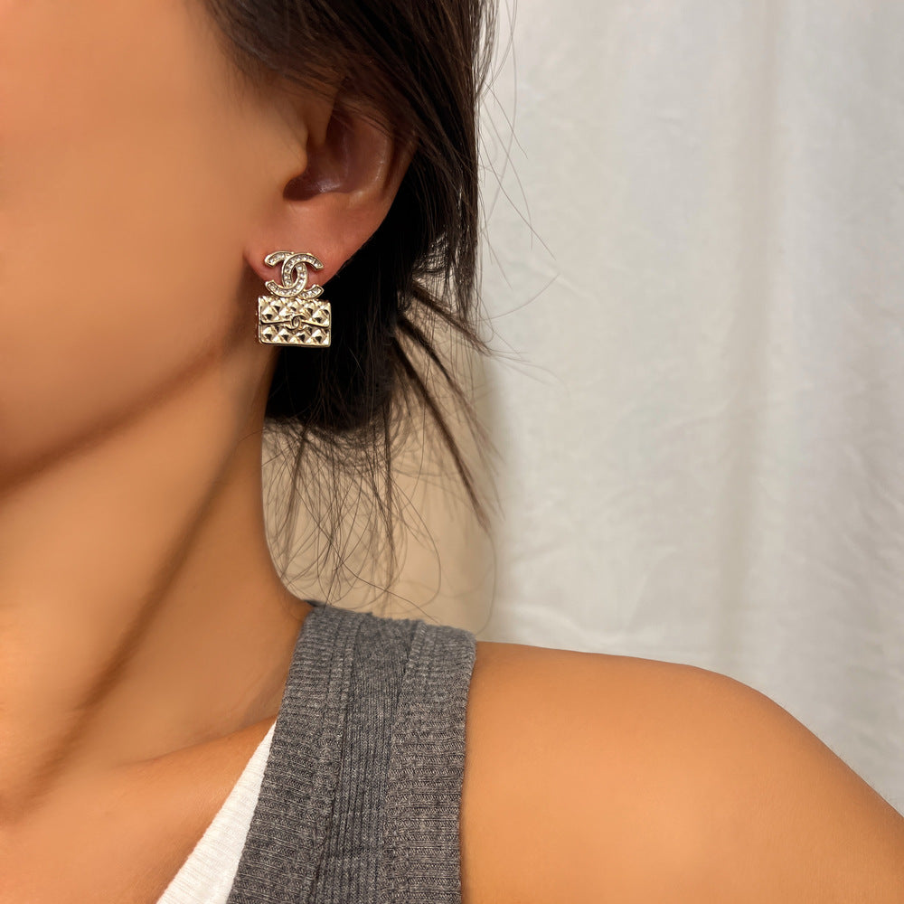 ΣΚΟΥΛΑΡΙΚΙΑ ΟΡΕΙΧΑΛΚΟΥ BESCE1019