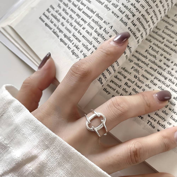 ΑΣΗΜΕΝΙΟ ΔΑΧΤΥΛΙΔΙ BESCR0044