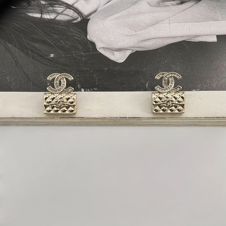 ΣΚΟΥΛΑΡΙΚΙΑ ΟΡΕΙΧΑΛΚΟΥ BESCE1019